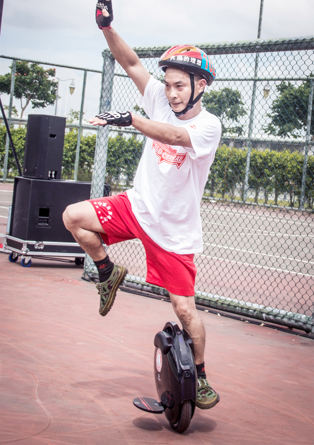 portable electric unicycle